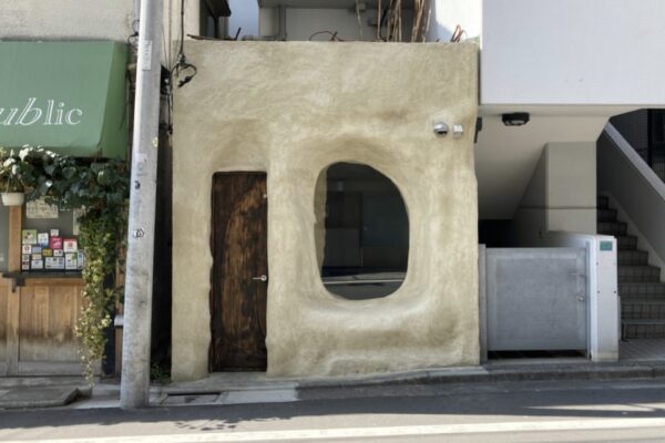 52人の表現者、求む。