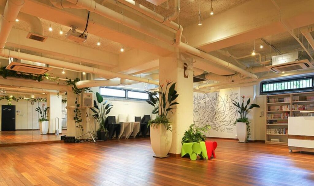 巣鴨THE WHITE ROOMへのアクセス