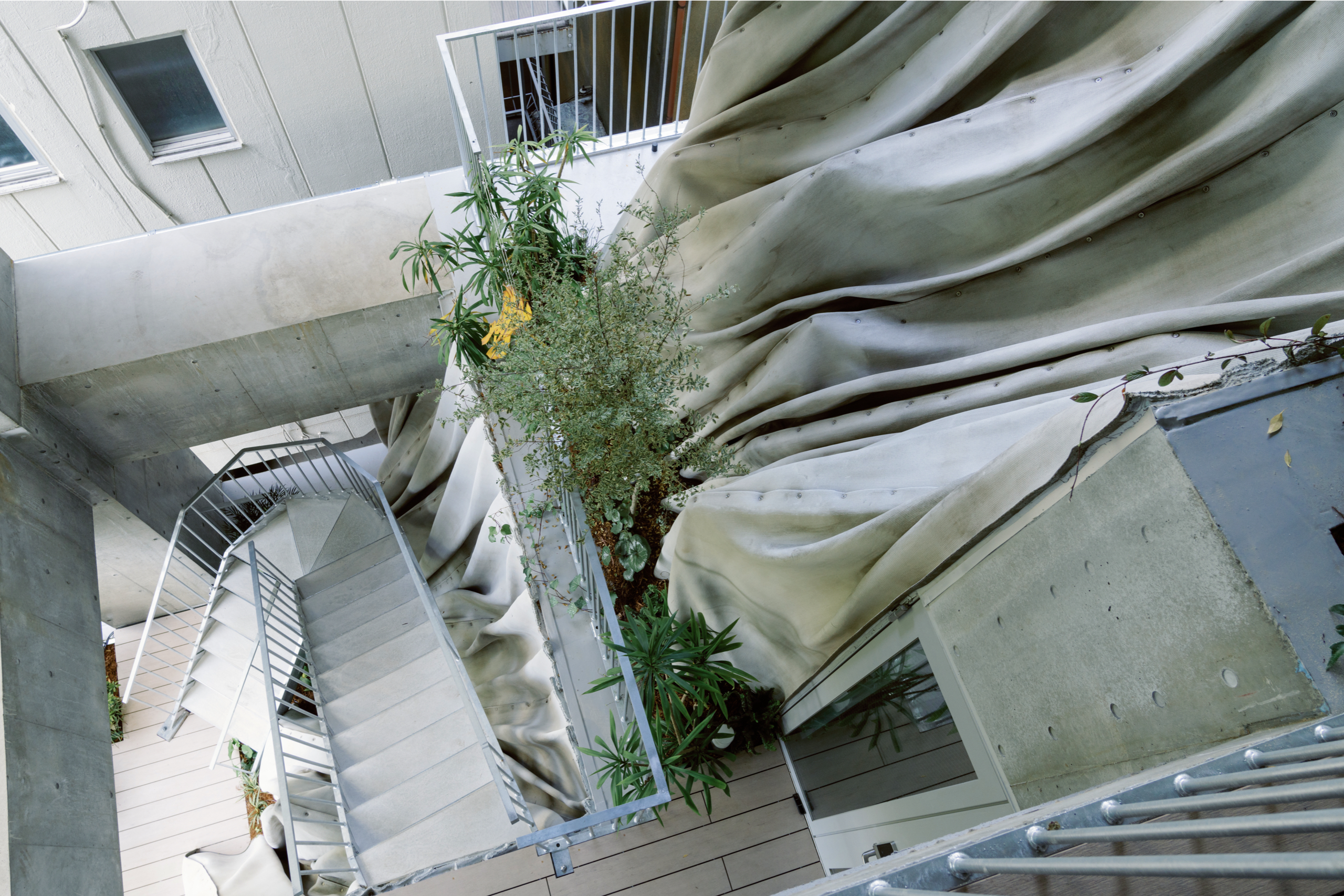 RYOZAN PARK GREEN 外観（４Fから見下ろした様子）
